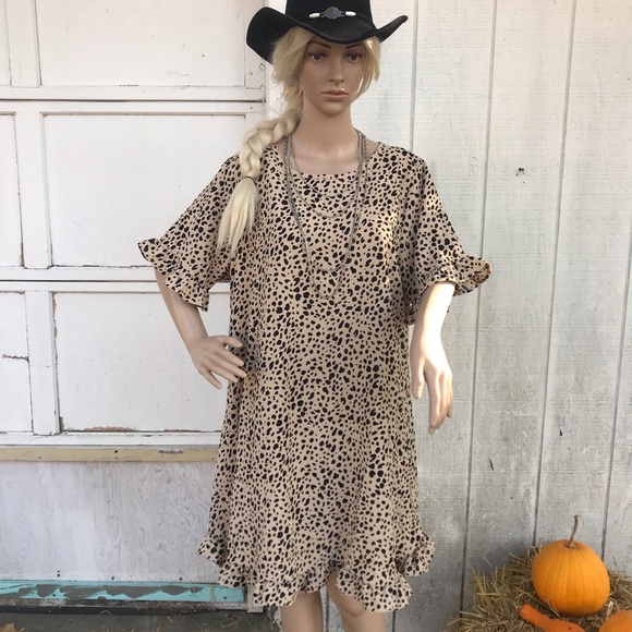 Nwt, cheetah print ruffled trim dress - Picture 2 of 12